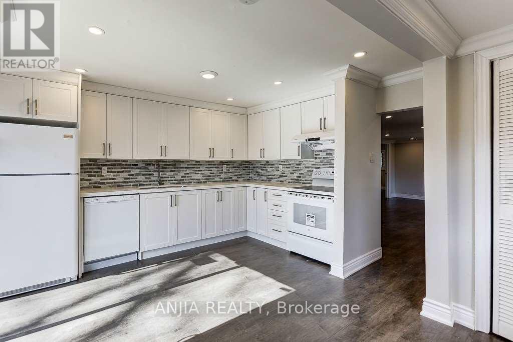 23 Riveredge Drive, Georgina, Ontario  L4P 2N8 - Photo 6 - N12810384