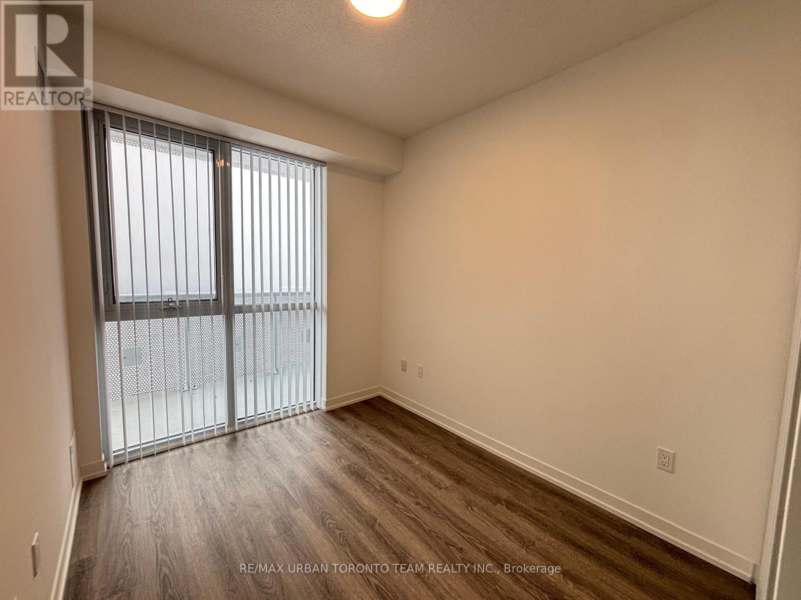 5609 - 8 Interchange Way, Vaughan, Ontario  L4K 5Z7 - Photo 9 - N12810400