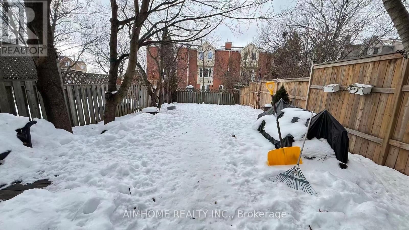 1492 Litchfield Road, Oakville, Ontario  L6H 5P3 - Photo 13 - W12810380