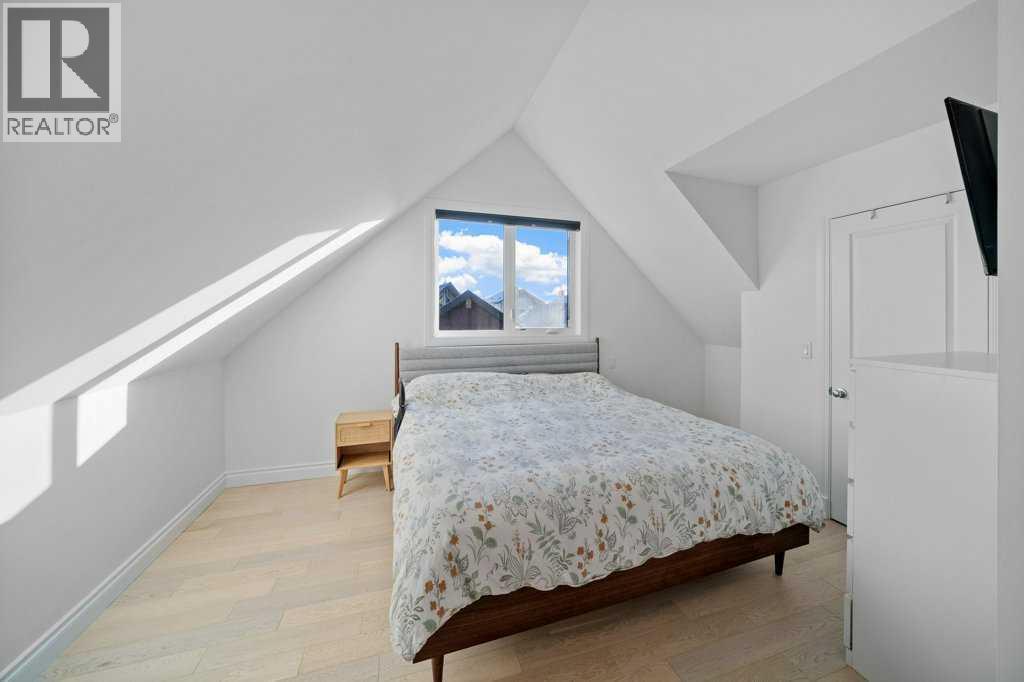 247 Cottageclub Crescent, Rural Rocky View County, Alberta  T4C 1B1 - Photo 26 - A2271474