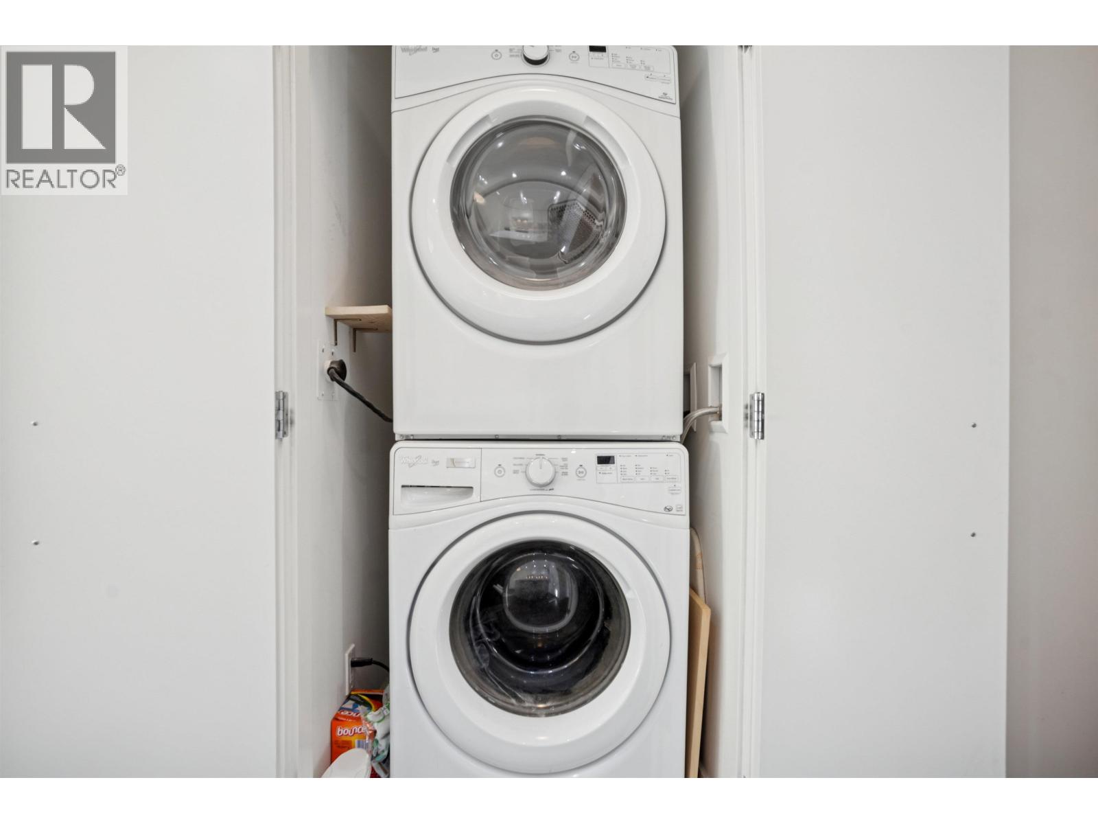 Listing Picture 16 of 28 : 209 1628 W 4TH AVENUE, Vancouver / 溫哥華 - 魯藝地產 Yvonne Lu Group - MLS Medallion Club Member