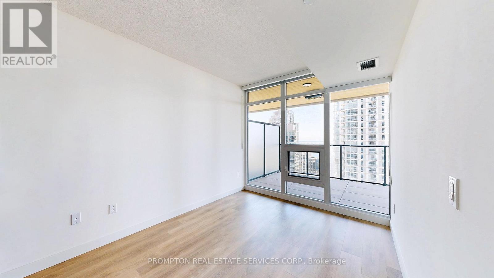 1608 - 1 Concord Cityplace Way, Toronto, Ontario  M5V 0X3 - Photo 24 - C12804364