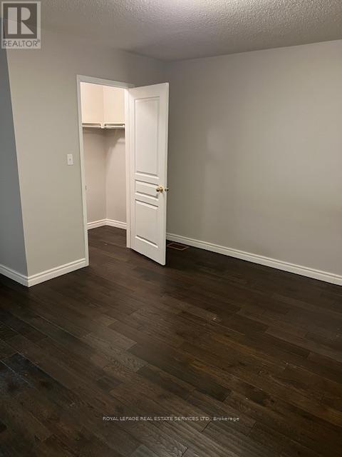 2464 Postmaster Drive, Oakville, Ontario  L6M 5A8 - Photo 4 - W12744222