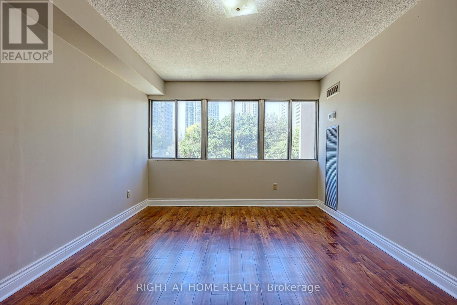 205 - 1580 Mississauga Valley Boulevard, Mississauga, Ontario  L5A 3T8 - Photo 31 - W12800590