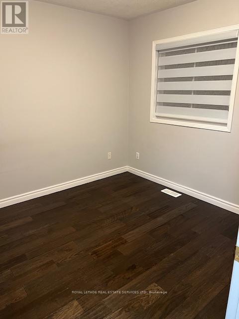 2464 Postmaster Drive, Oakville, Ontario  L6M 5A8 - Photo 7 - W12744222