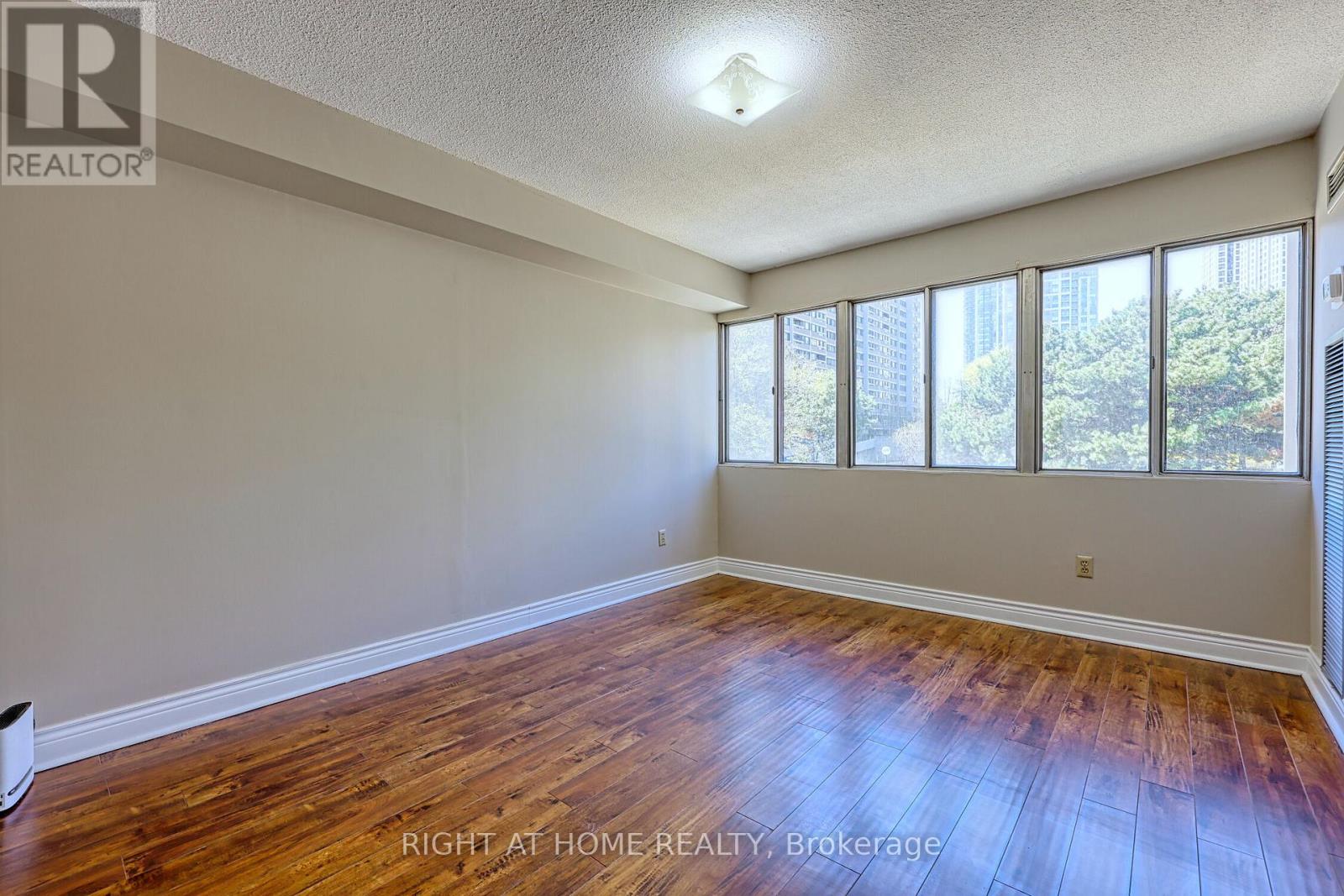 205 - 1580 Mississauga Valley Boulevard, Mississauga, Ontario  L5A 3T8 - Photo 25 - W12800590