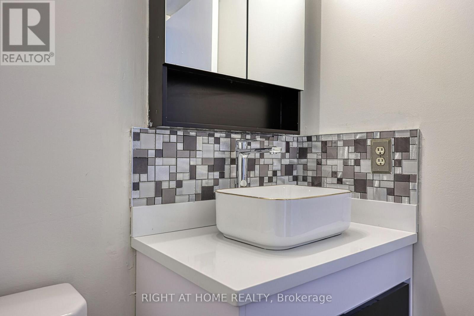 205 - 1580 Mississauga Valley Boulevard, Mississauga, Ontario  L5A 3T8 - Photo 41 - W12800590