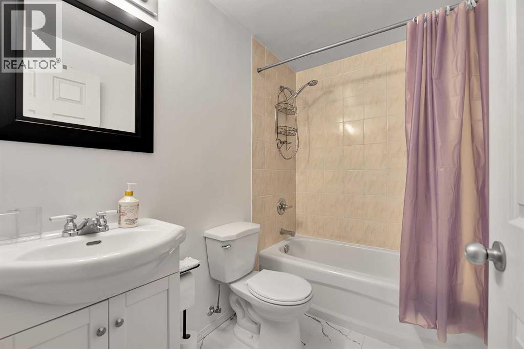 12 Bridleridge Court Sw, Calgary, Alberta  T2Y 4M5 - Photo 22 - A2286980