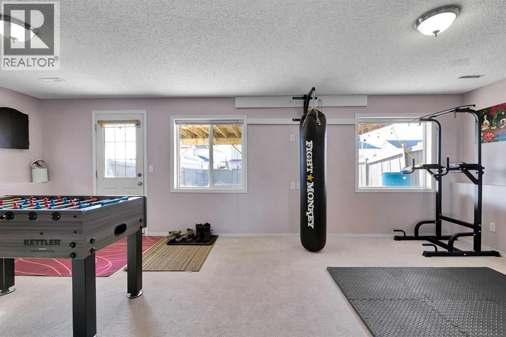 12 Bridleridge Court Sw, Calgary, Alberta  T2Y 4M5 - Photo 19 - A2286980