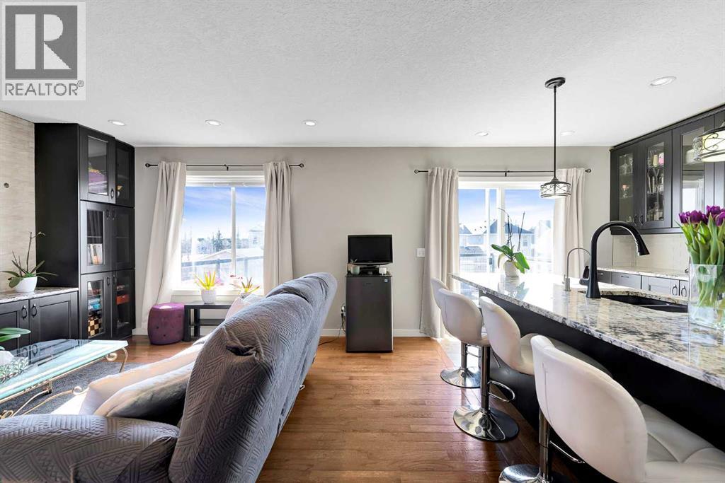 12 Bridleridge Court Sw, Calgary, Alberta  T2Y 4M5 - Photo 2 - A2286980