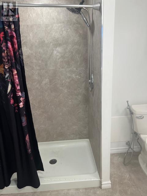 2464 Postmaster Drive, Oakville, Ontario  L6M 5A8 - Photo 10 - W12744222