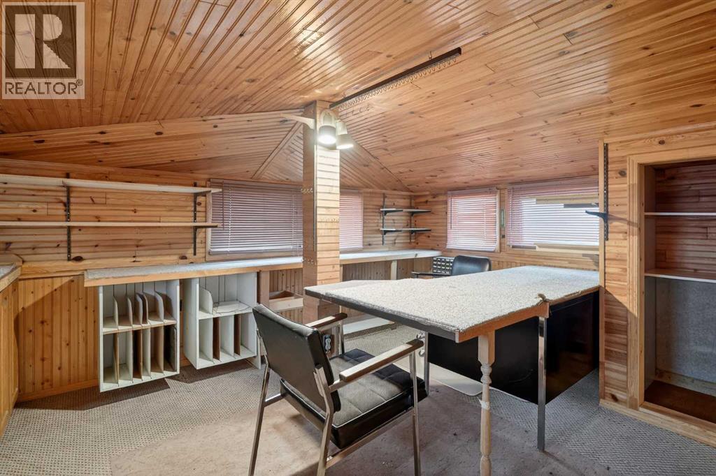 337 Capri Avenue Nw, Calgary, Alberta  T2L 0J4 - Photo 39 - A2286264