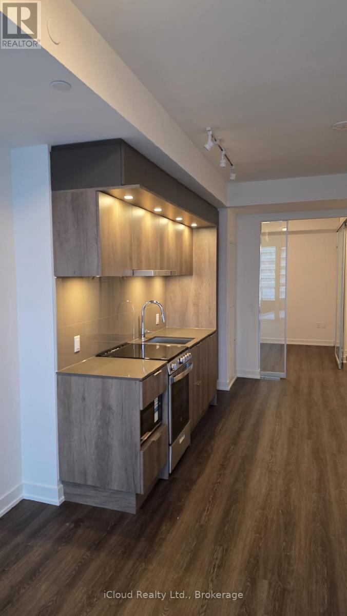 904 - 448 Burnhamthorpe Road W, Mississauga, Ontario  L5B 0R4 - Photo 14 - W12810418