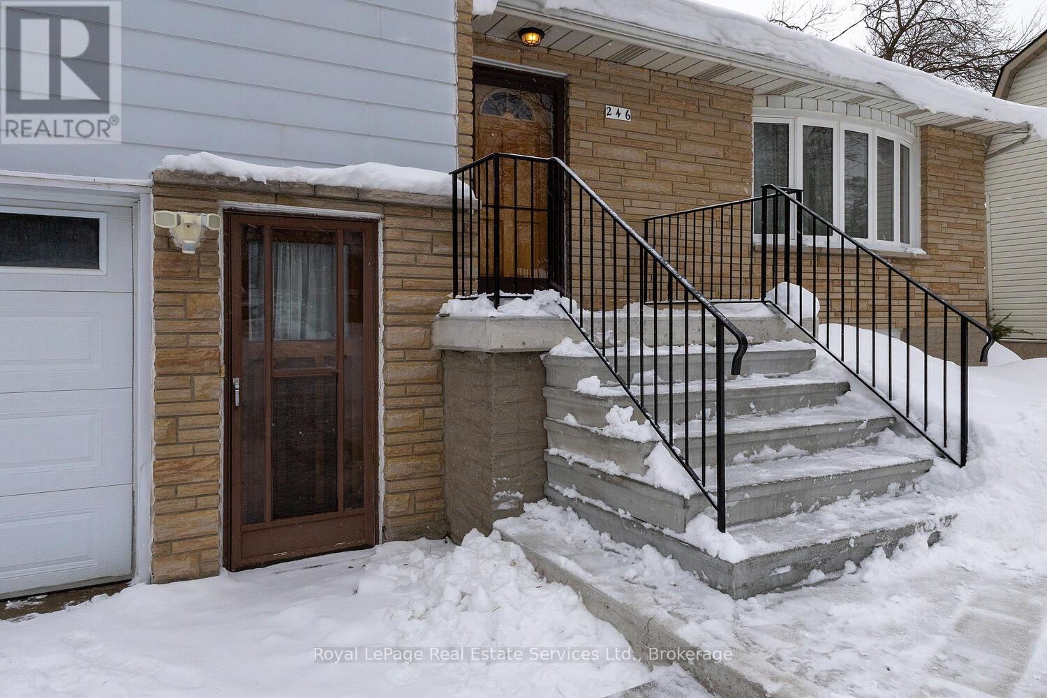 246 Forman Avenue, Stratford, Ontario  N5A 6R4 - Photo 2 - X12810432