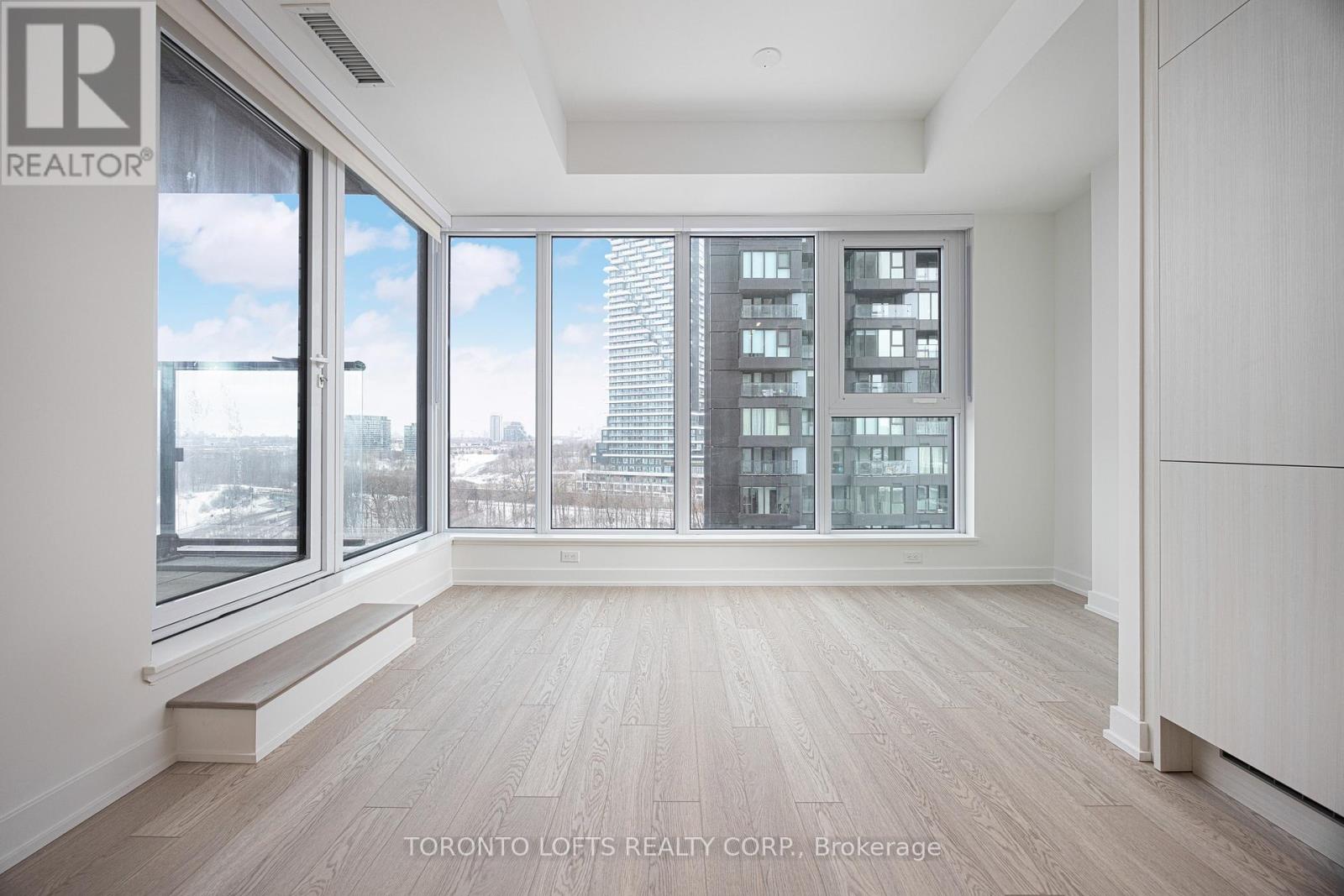 804 - 1 Quarrington Lane, Toronto, Ontario  M3C 0S4 - Photo 3 - C12810428