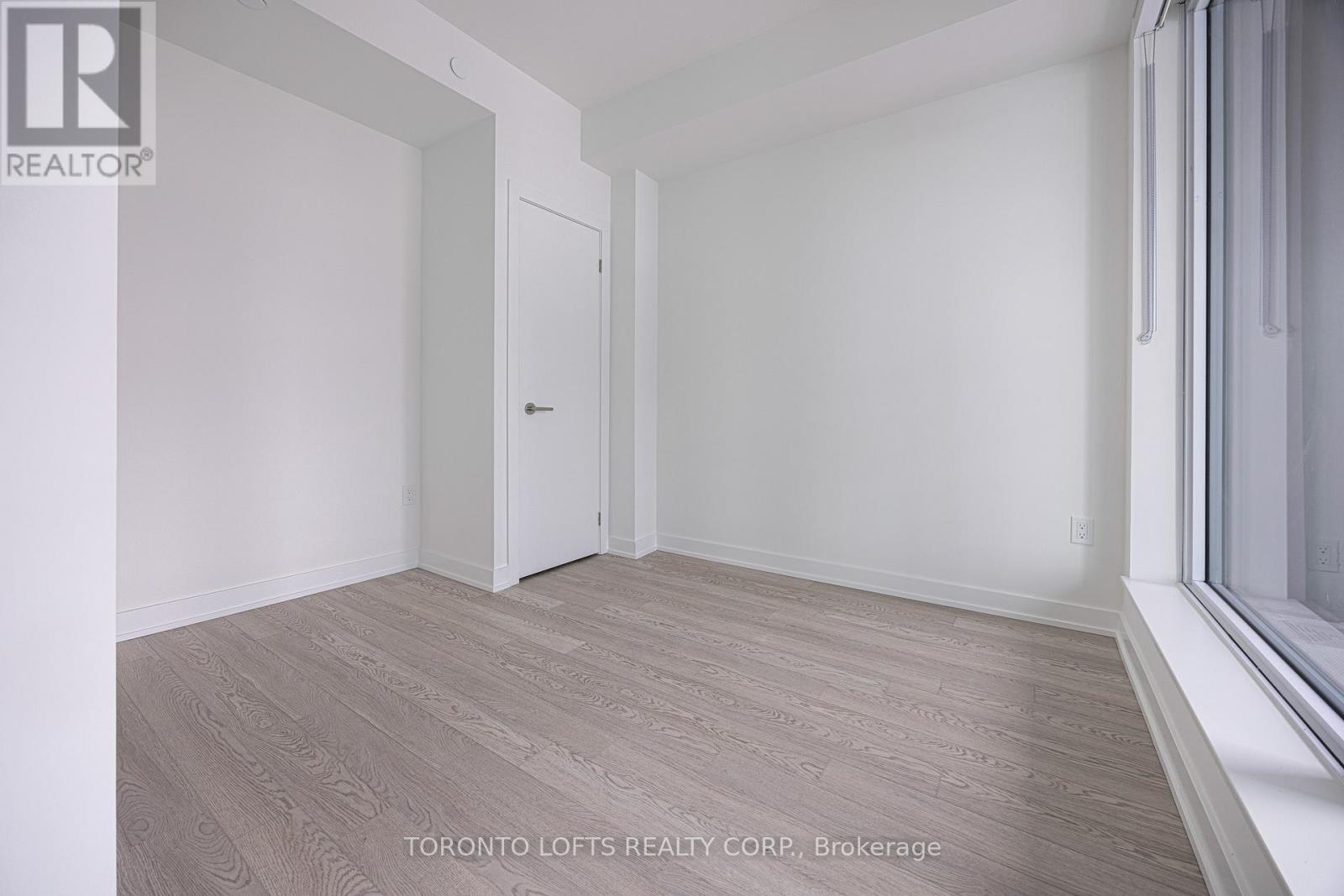 804 - 1 Quarrington Lane, Toronto, Ontario  M3C 0S4 - Photo 9 - C12810428