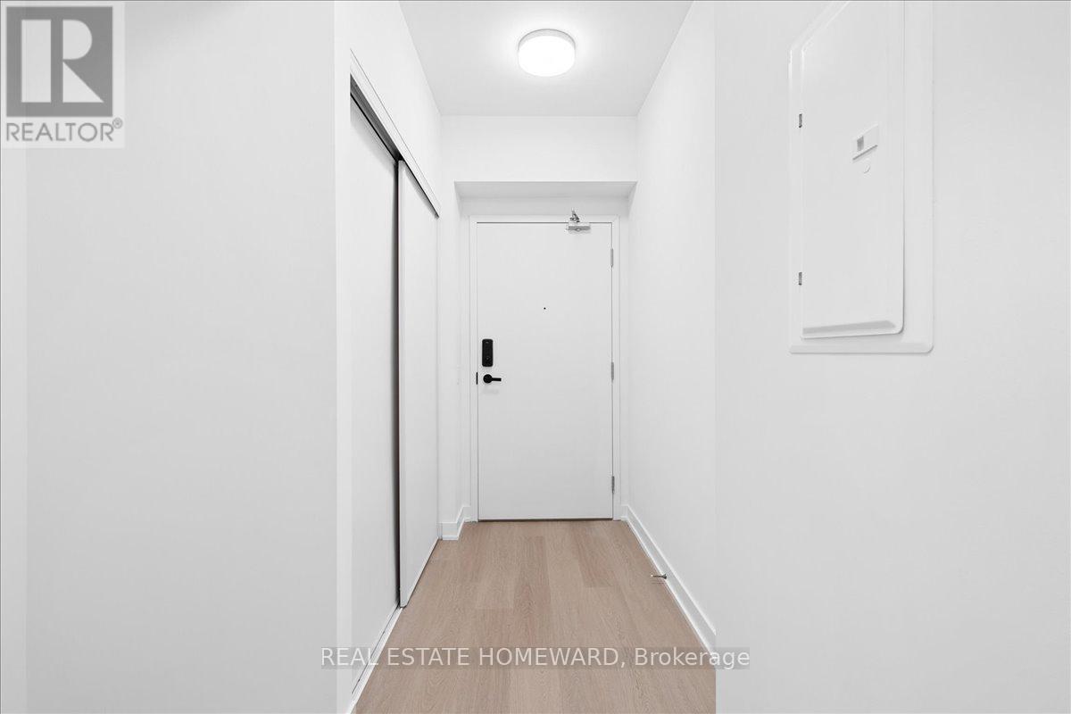 2101 - 3883 Quartz Road, Mississauga, Ontario  L5B 0M4 - Photo 5 - W12810426