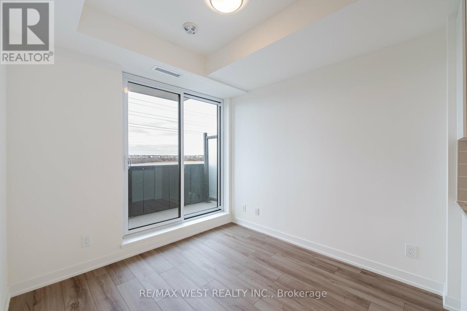 311 - 335 Wheat Boom Drive, Oakville, Ontario  L6H 7X5 - Photo 18 - W12810436