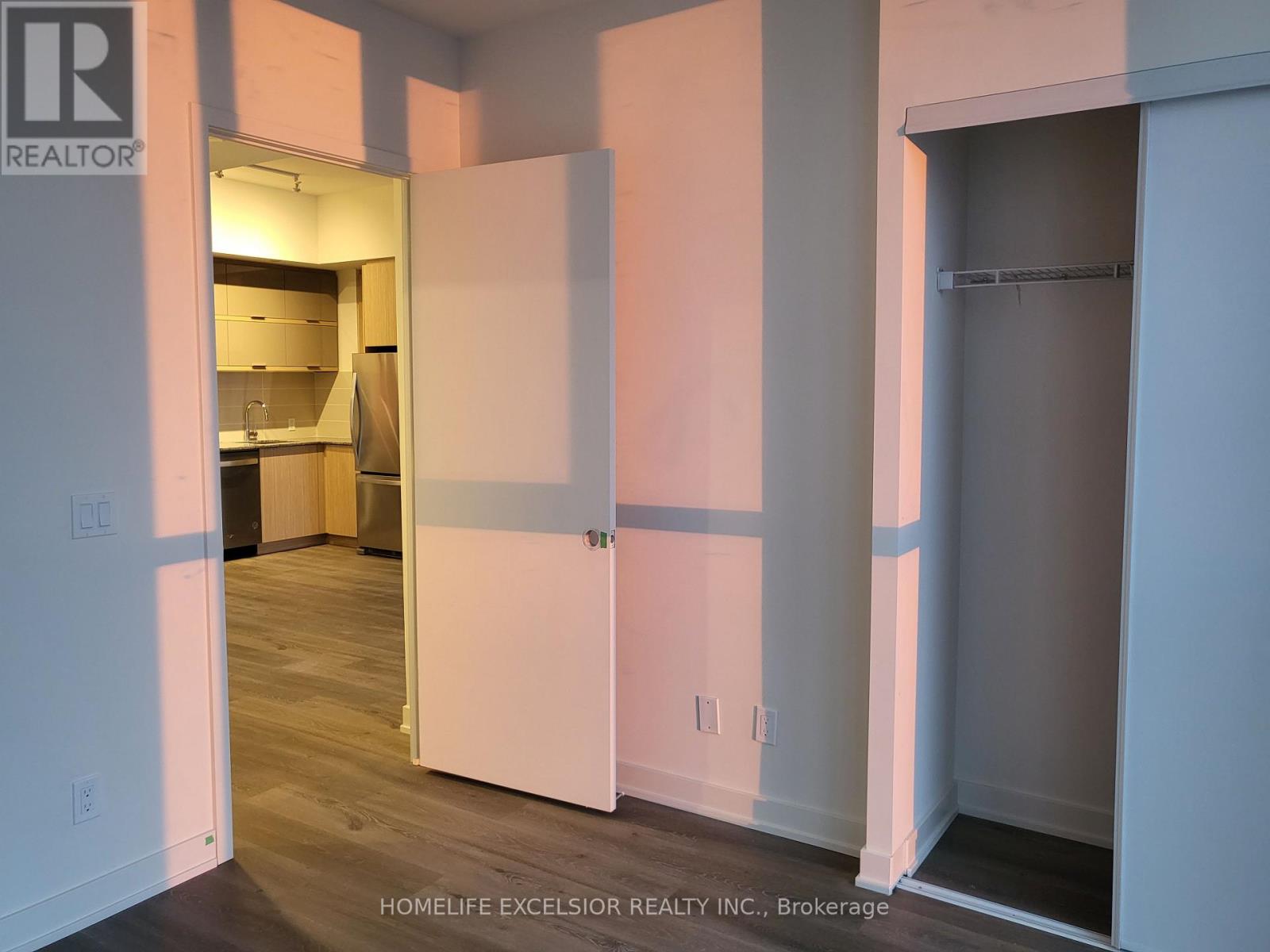 802 - 10 Deerlick Court, Toronto, Ontario  M3A 1Y4 - Photo 9 - C12810440