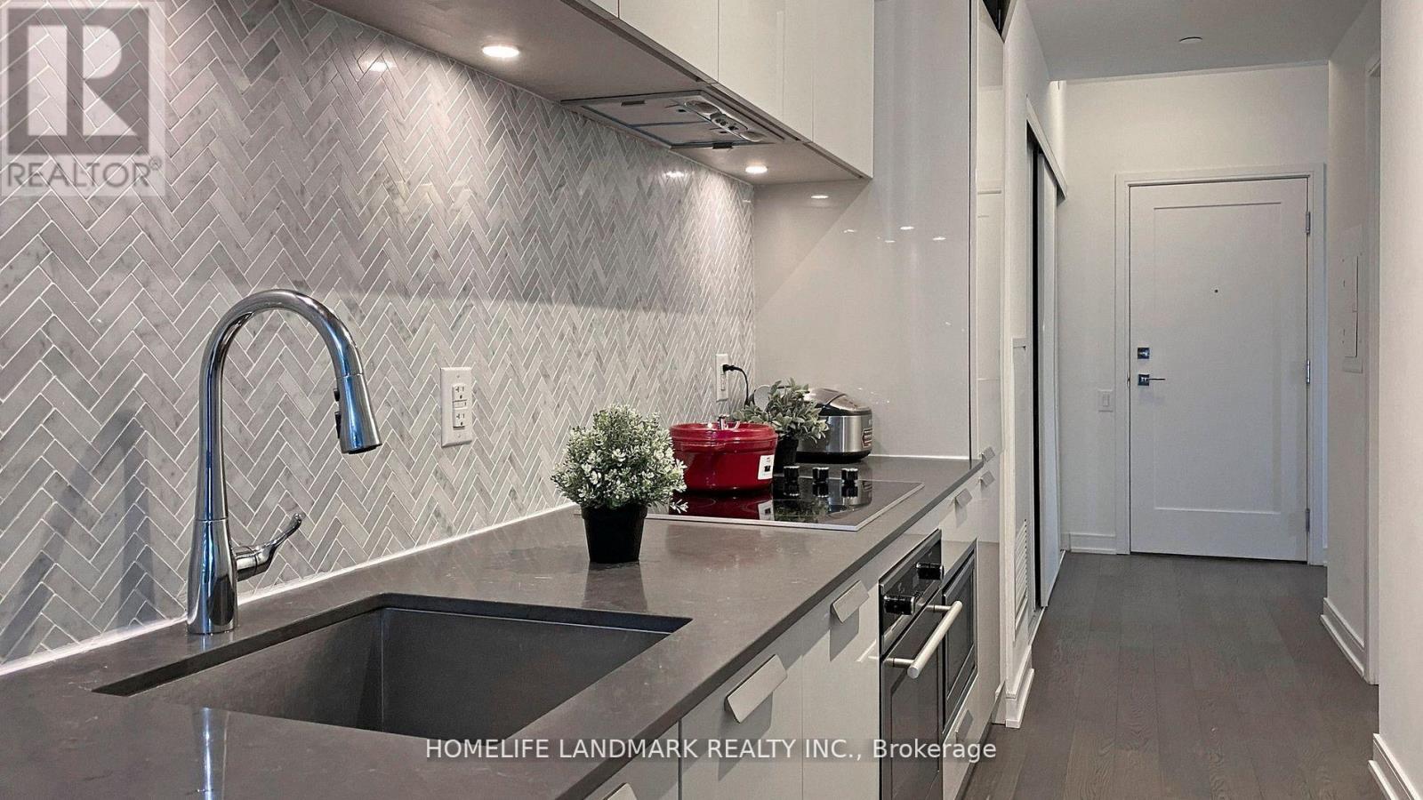 1103 - 57 St. Joseph Street, Toronto, Ontario  M5S 0C5 - Photo 19 - C12810450