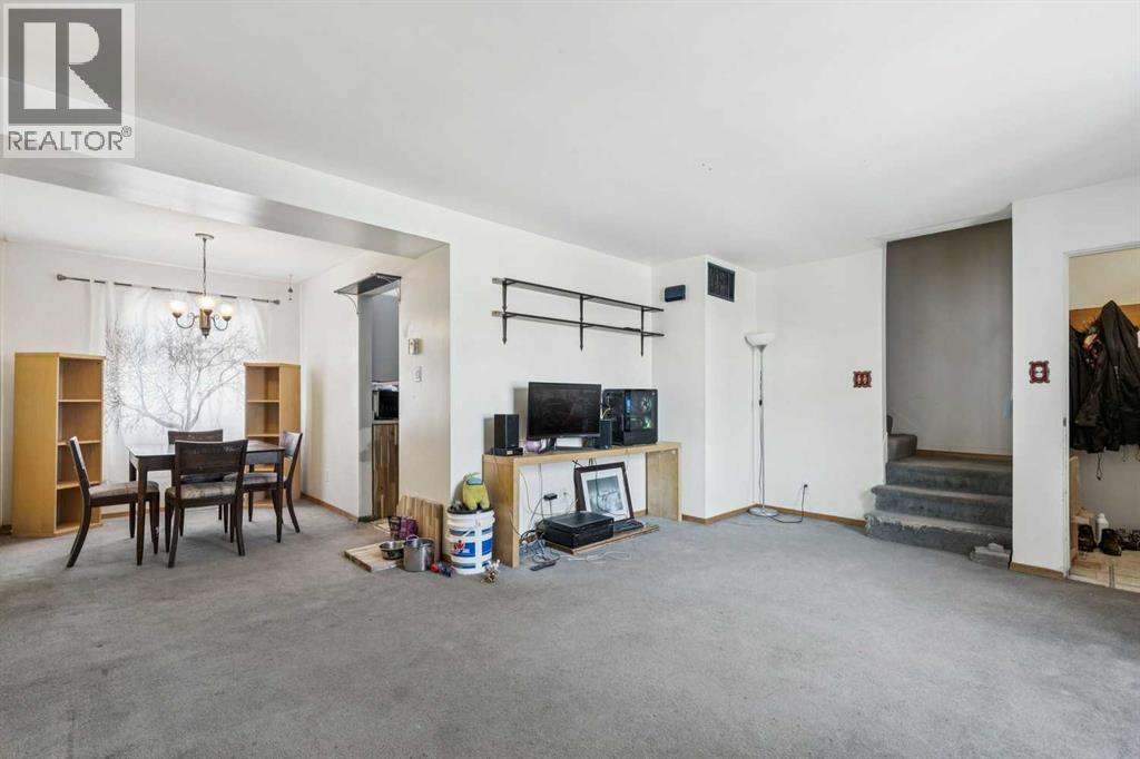 619 Merrill Drive Ne, Calgary, Alberta  T2E 8Y5 - Photo 7 - A2287914