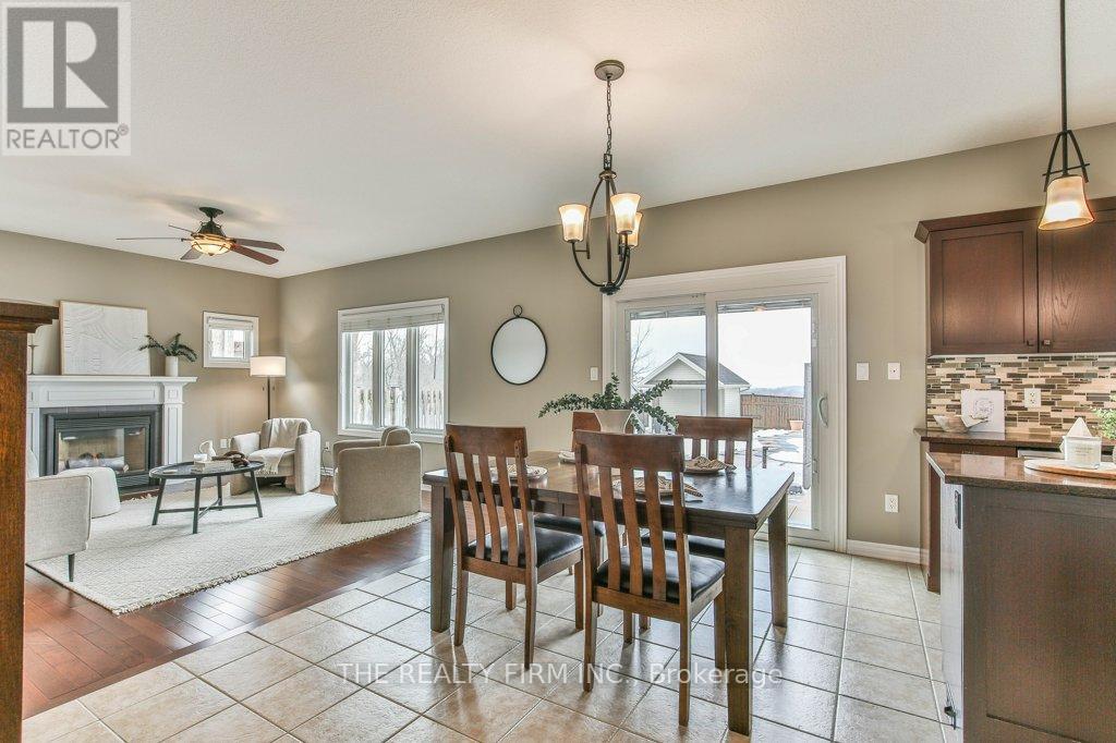 2183 Wickerson Road, London South, Ontario  N6K 0C3 - Photo 13 - X12810476