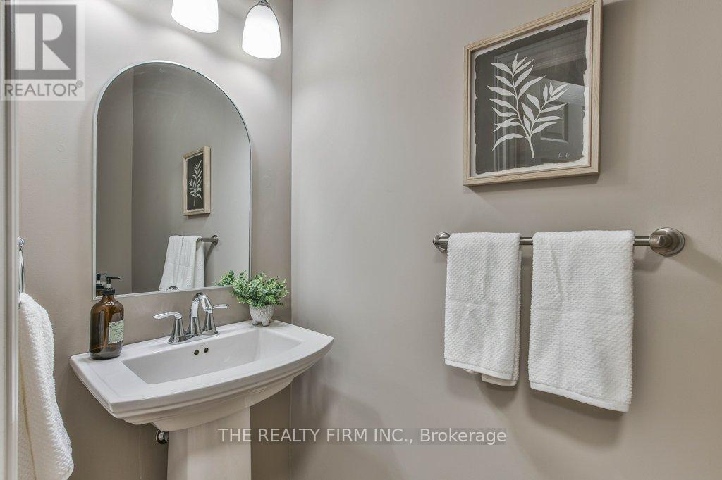 2183 Wickerson Road, London South, Ontario  N6K 0C3 - Photo 20 - X12810476