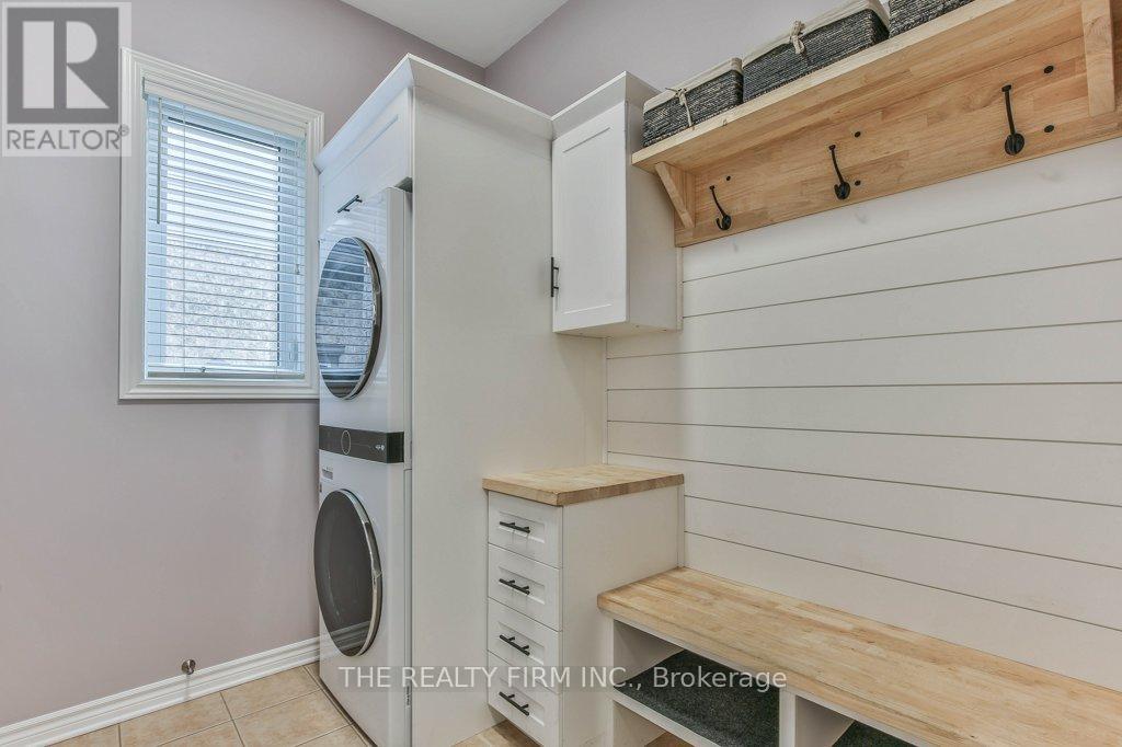 2183 Wickerson Road, London South, Ontario  N6K 0C3 - Photo 21 - X12810476