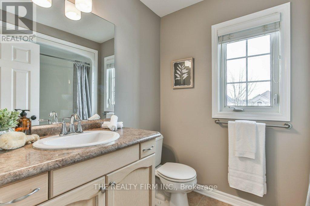 2183 Wickerson Road, London South, Ontario  N6K 0C3 - Photo 32 - X12810476