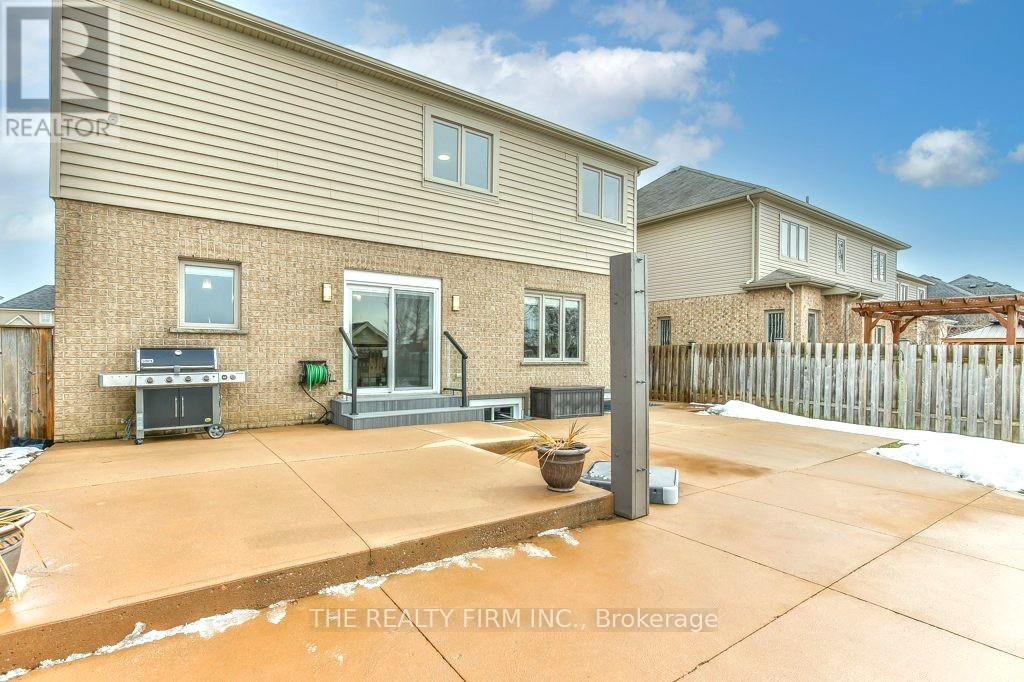 2183 Wickerson Road, London South, Ontario  N6K 0C3 - Photo 41 - X12810476