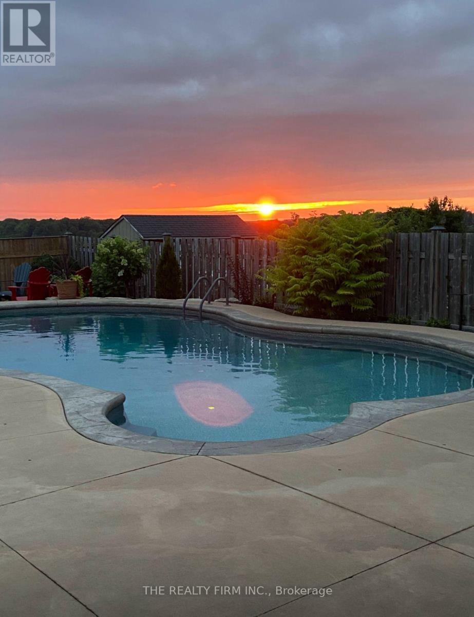 2183 Wickerson Road, London South, Ontario  N6K 0C3 - Photo 49 - X12810476