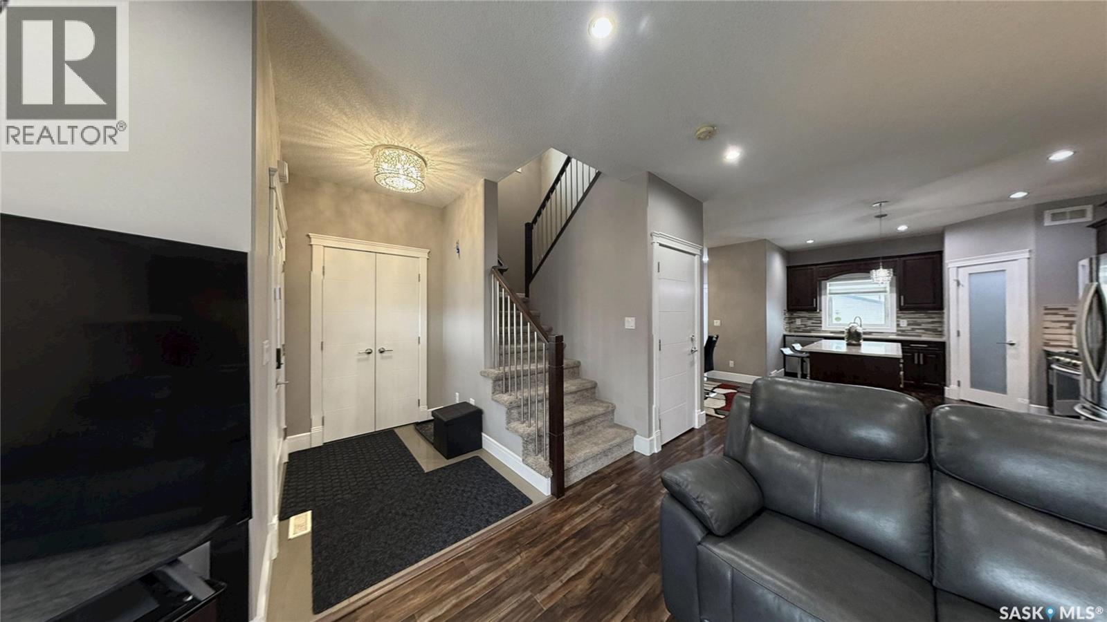 414 Ells Way, Saskatoon, Saskatchewan  S7L 6K6 - Photo 11 - SK028835