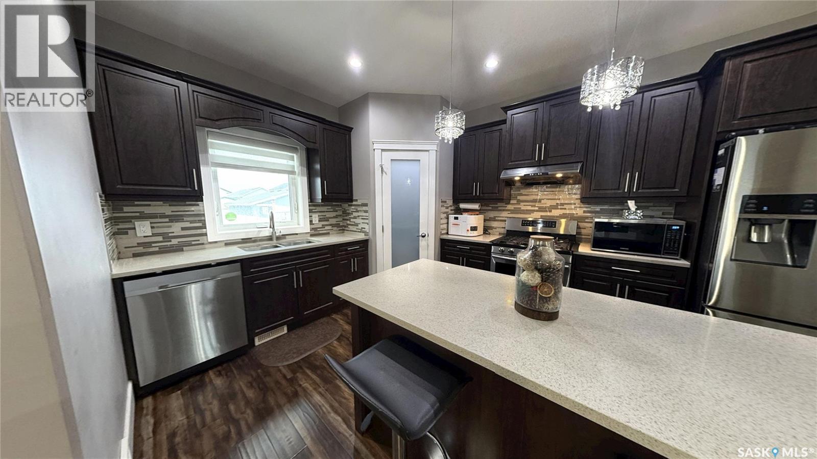 414 Ells Way, Saskatoon, Saskatchewan  S7L 6K6 - Photo 7 - SK028835