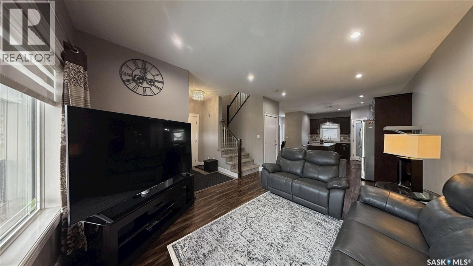 414 Ells Way, Saskatoon, Saskatchewan  S7L 6K6 - Photo 4 - SK028835