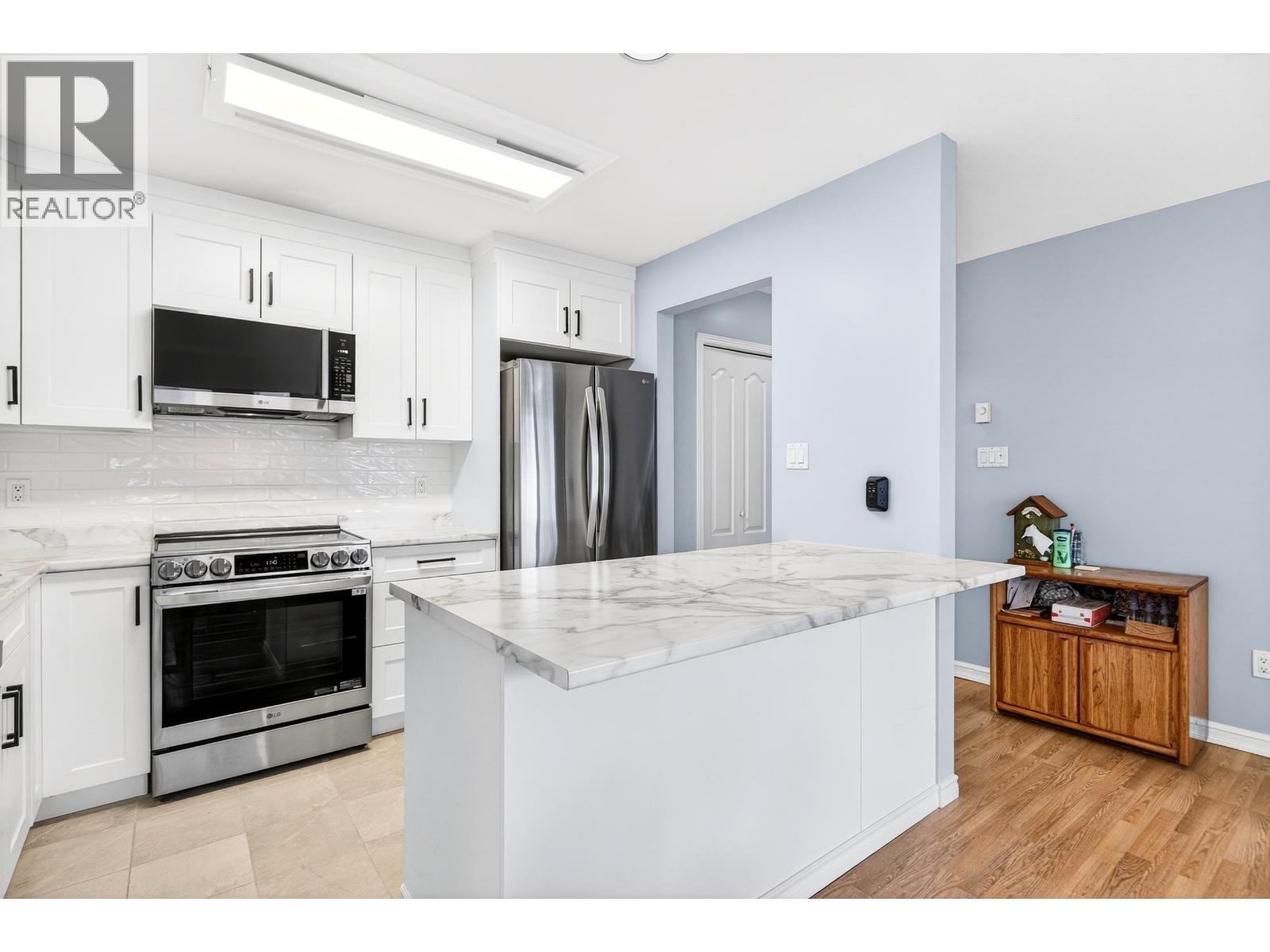 310 2968 Burlington Drive, Coquitlam, British Columbia  V3B 7N4 - Photo 10 - R3091650