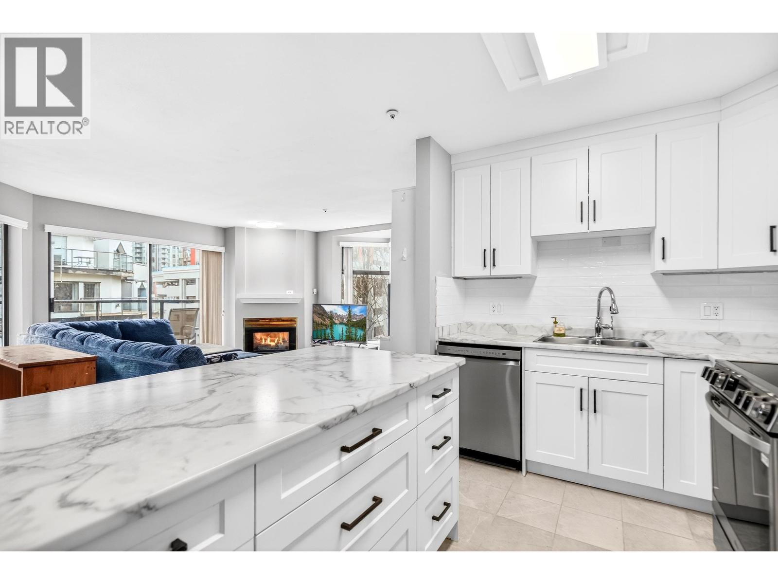 310 2968 Burlington Drive, Coquitlam, British Columbia  V3B 7N4 - Photo 6 - R3091650