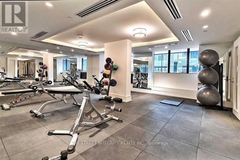 2814 - 955 Bay Street, Toronto, Ontario  M5S 0C6 - Photo 19 - C12810484