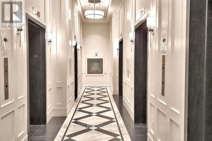 2814 - 955 Bay Street, Toronto, Ontario  M5S 0C6 - Photo 3 - C12810484