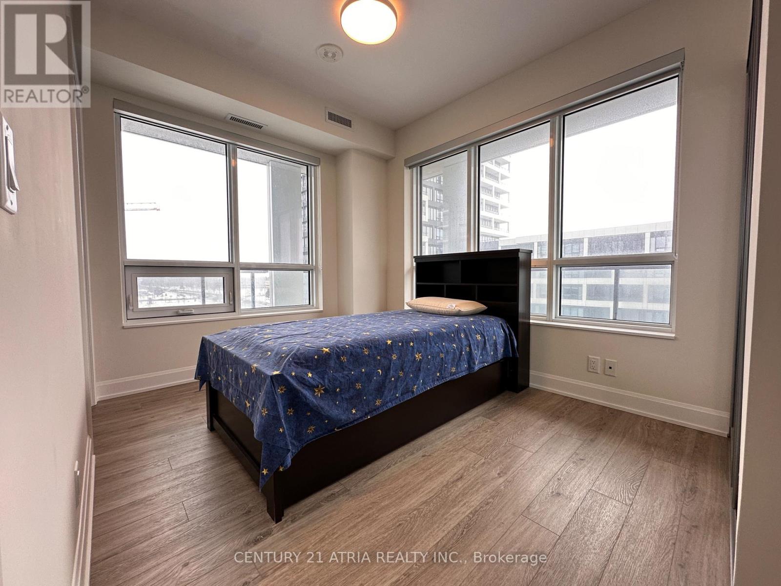 908 - 18 Water Walk Drive, Markham, Ontario  L3R 6L5 - Photo 11 - N12810480