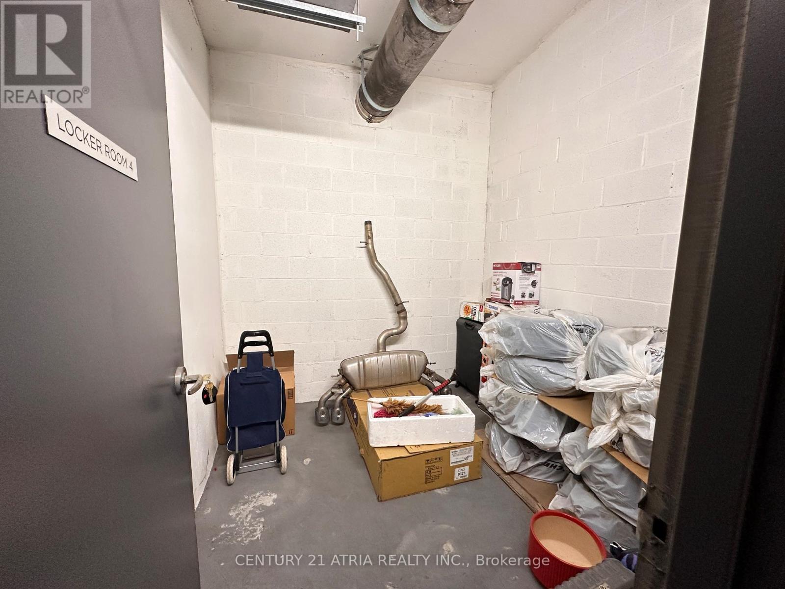 908 - 18 Water Walk Drive, Markham, Ontario  L3R 6L5 - Photo 3 - N12810480