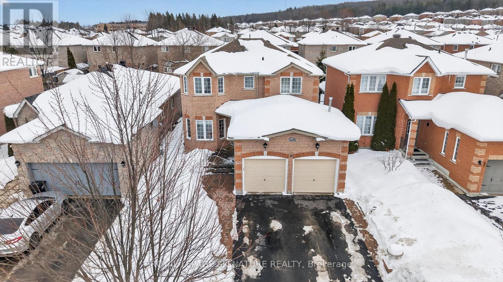 67 Penvill Trail, Barrie, Ontario  L4N 5M8 - Photo 3 - S12810482