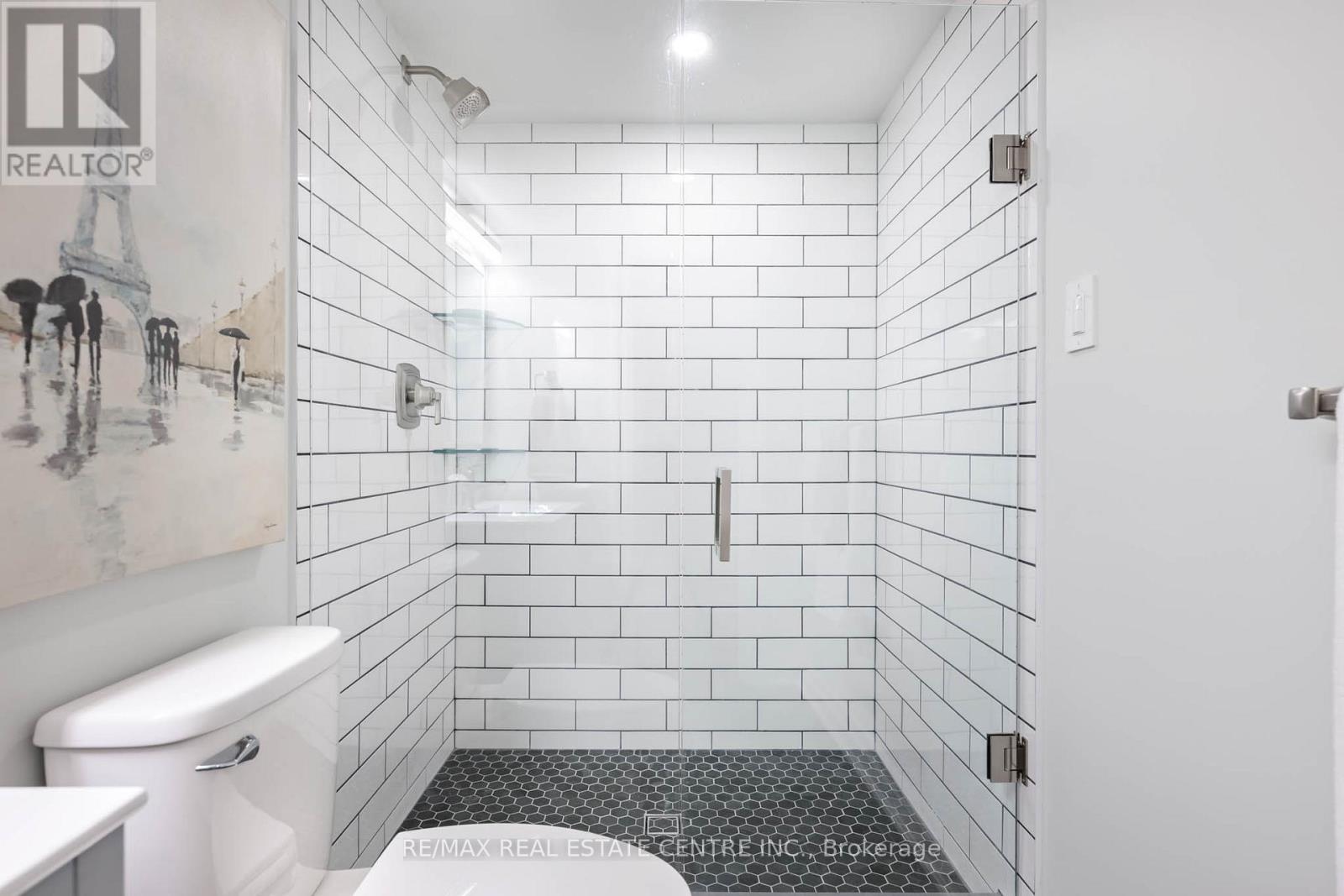 35 Treleaven Drive, Brampton, Ontario  L6Y 1X7 - Photo 35 - W12810470