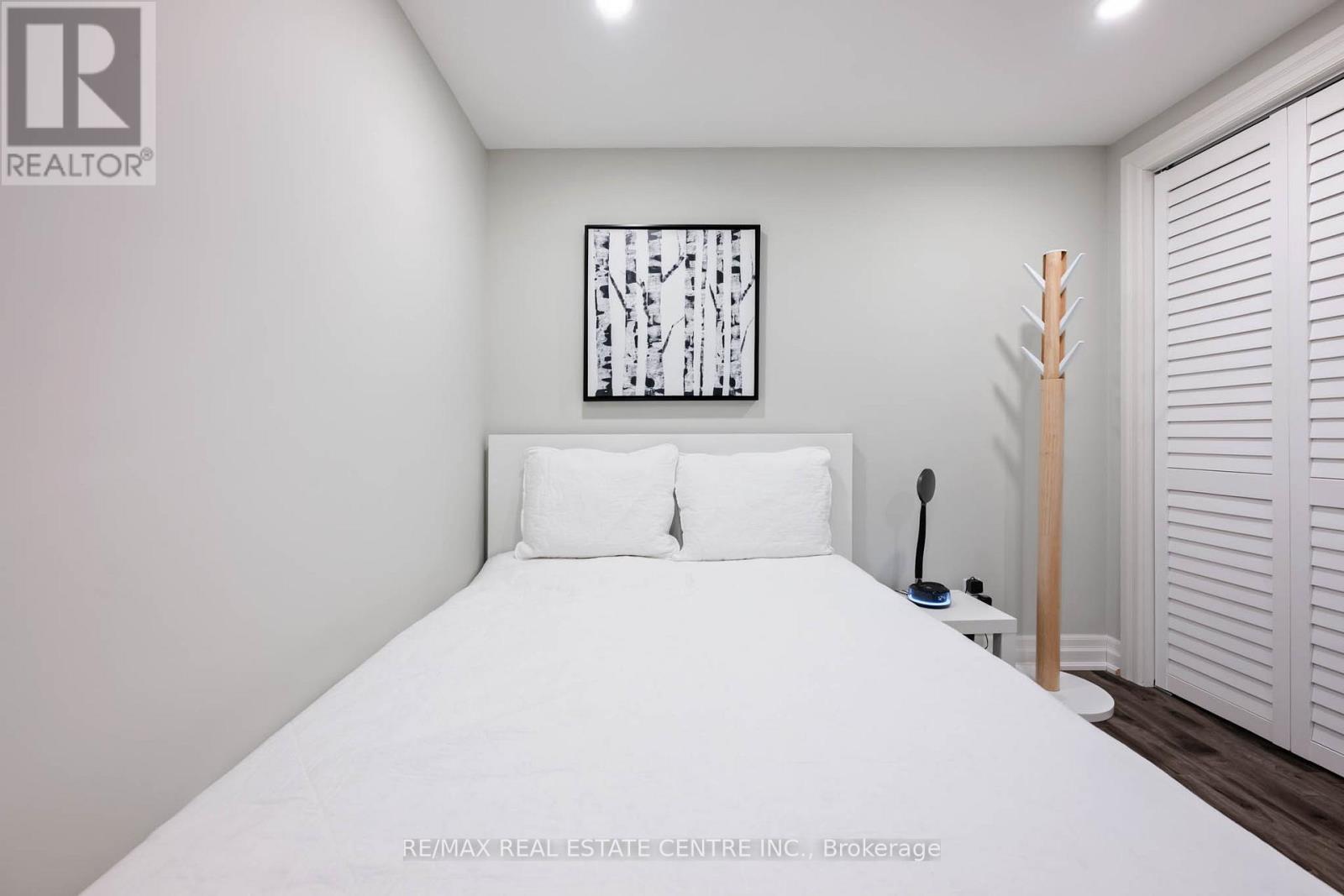 35 Treleaven Drive, Brampton, Ontario  L6Y 1X7 - Photo 37 - W12810470