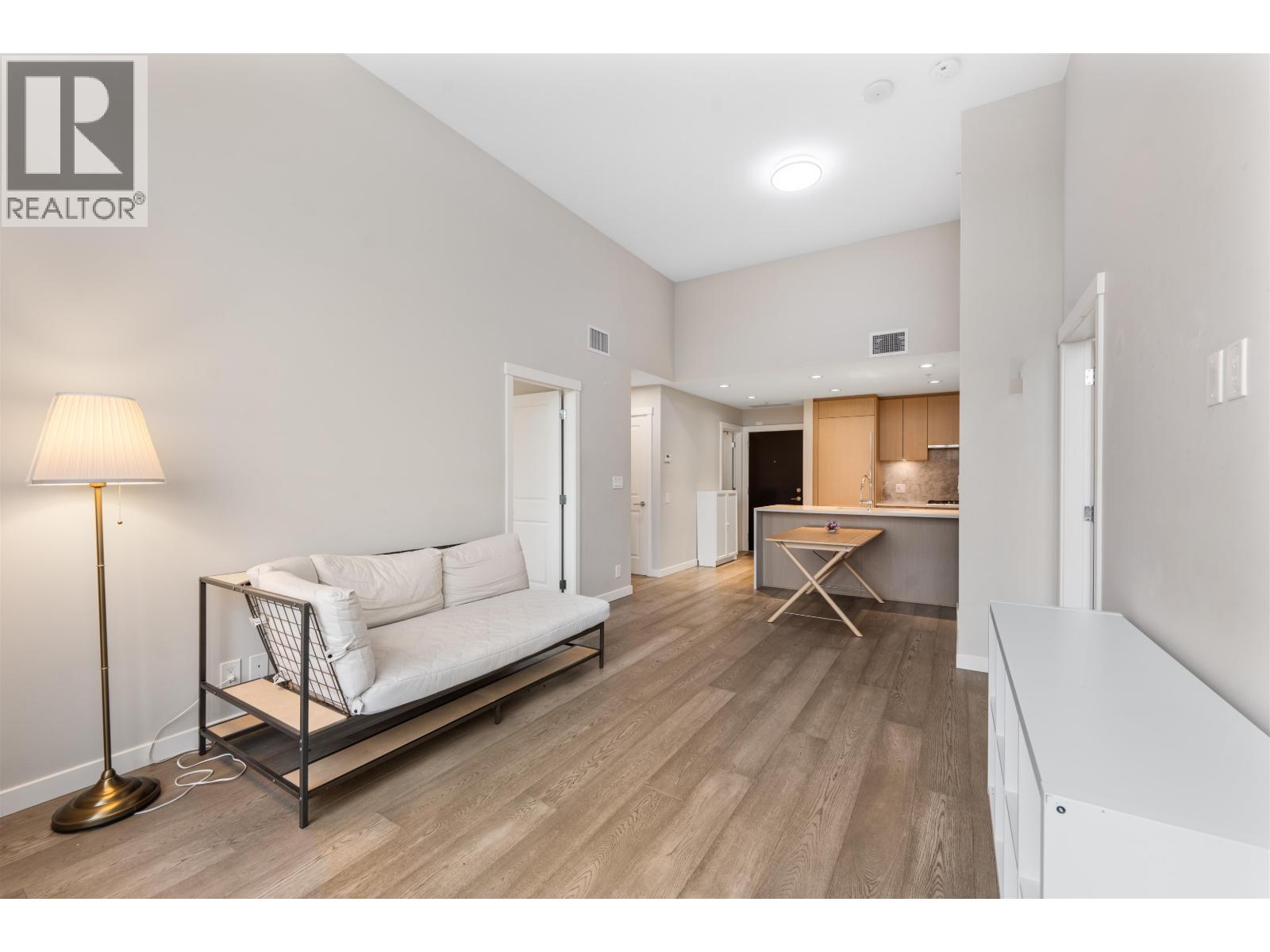 Listing Picture 16 of 27 : 507 5687 GRAY AVENUE, Vancouver / 溫哥華 - 魯藝地產 Yvonne Lu Group - MLS Medallion Club Member