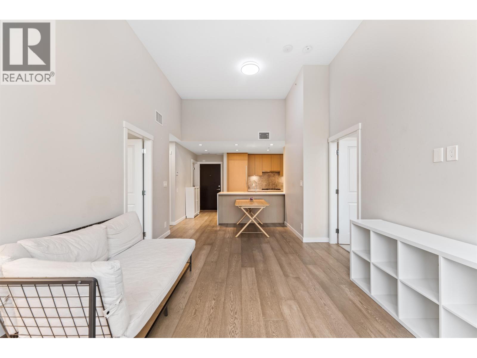 Listing Picture 15 of 27 : 507 5687 GRAY AVENUE, Vancouver / 溫哥華 - 魯藝地產 Yvonne Lu Group - MLS Medallion Club Member