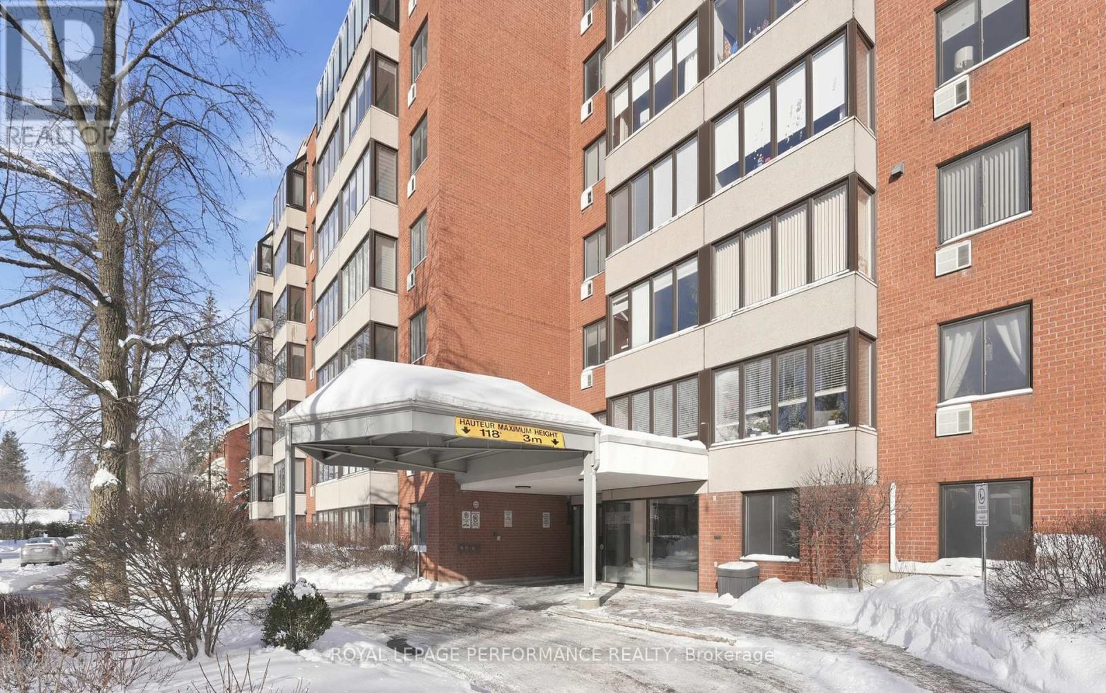 412 - 225 Alvin Road N, Ottawa, Ontario  K1L 4H6 - Photo 2 - X12810504