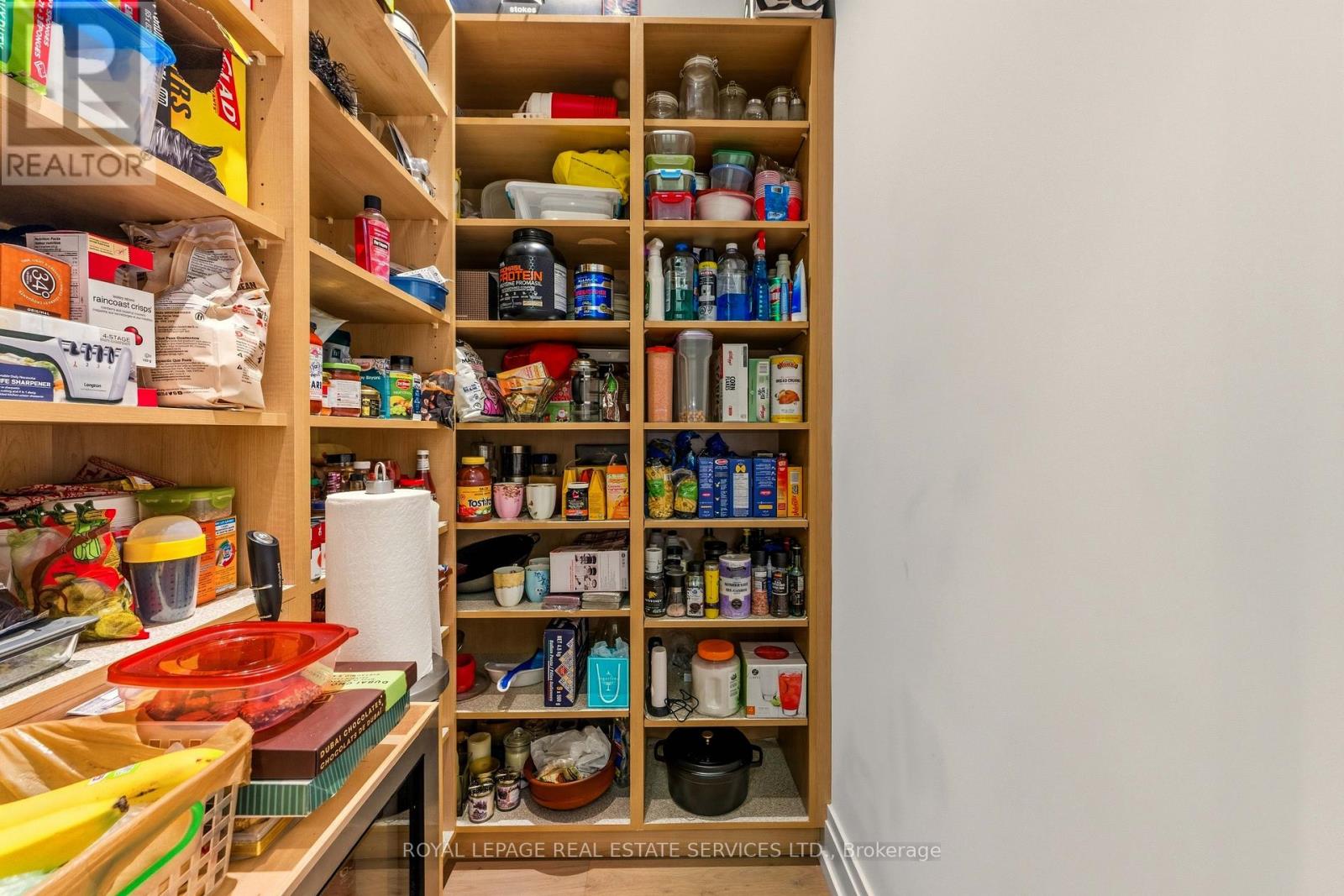 112 Mildenhall Road, Toronto, Ontario  M4N 3H5 - Photo 15 - C12810498