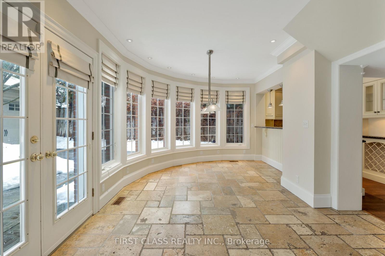 80 Douglas Drive, Toronto, Ontario  M4W 2B4 - Photo 16 - C12810510