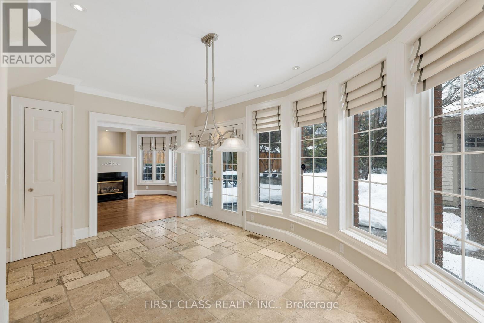 80 Douglas Drive, Toronto, Ontario  M4W 2B4 - Photo 17 - C12810510