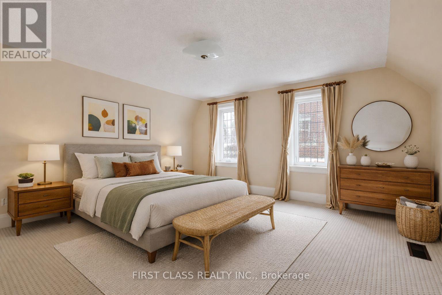 80 Douglas Drive, Toronto, Ontario  M4W 2B4 - Photo 32 - C12810510